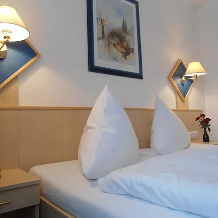 Hutzenthaler Hotel
