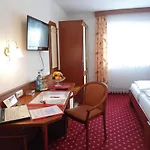 Hotel Hutzenthaler