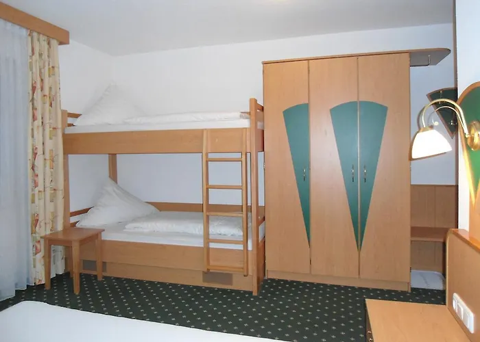 Hotel Hutzenthaler Bruckberg