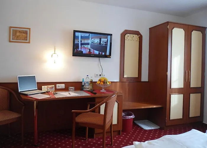Hotel Hutzenthaler Bruckberg